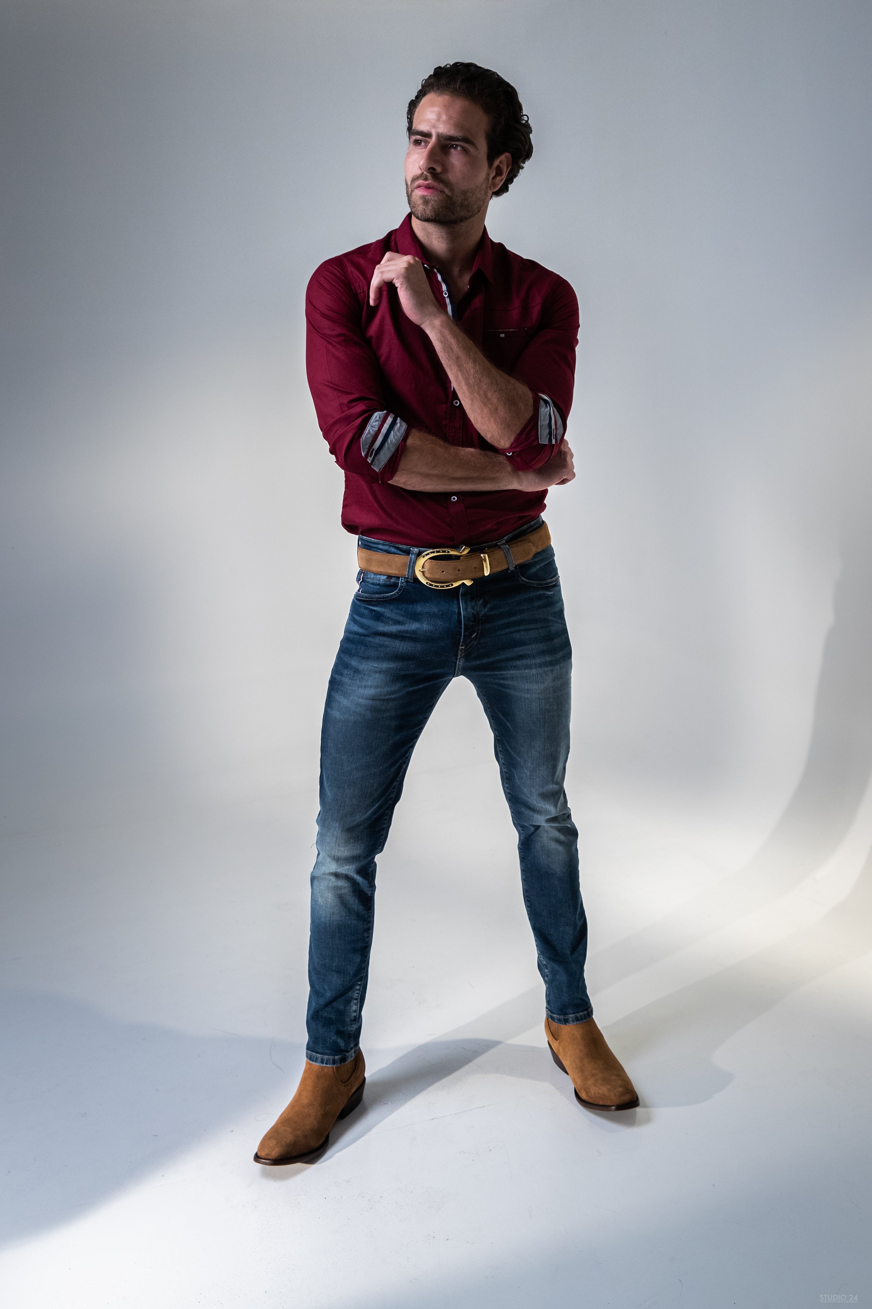 JOHN SUEDE