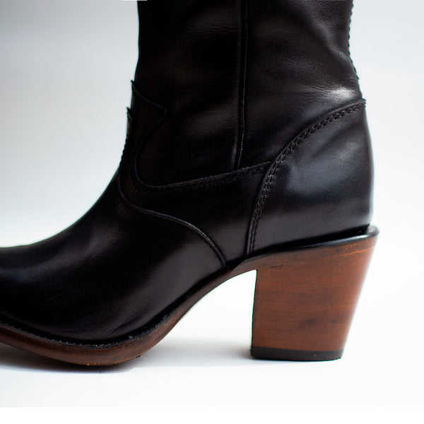 HELENA BLACK 0.2