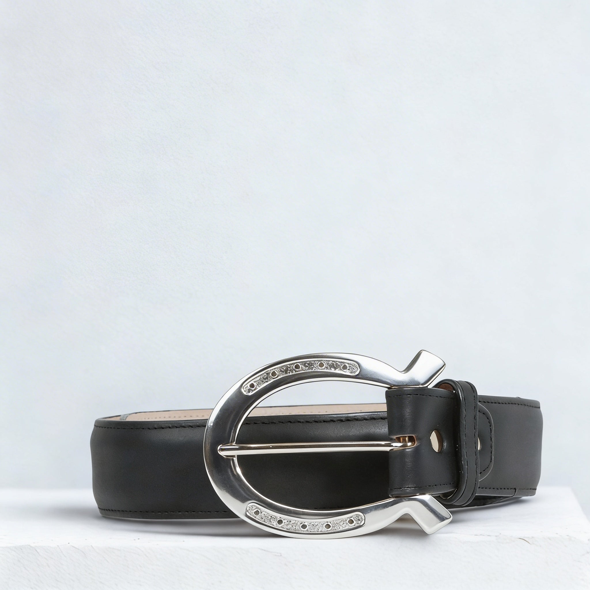 Ranch Belt Black leather -silver buckle